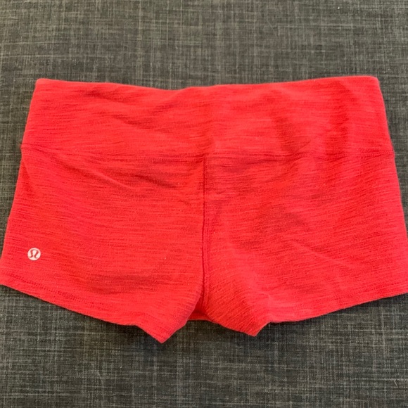 Lululemon Red Heather Workout Shorts - Picture 2 of 3